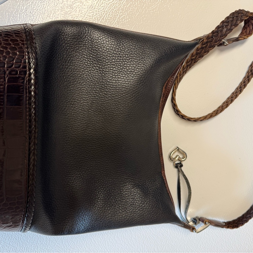 Brighton Leather Bucket Crossbody/Shoulder Bag - Picture 11 of 12